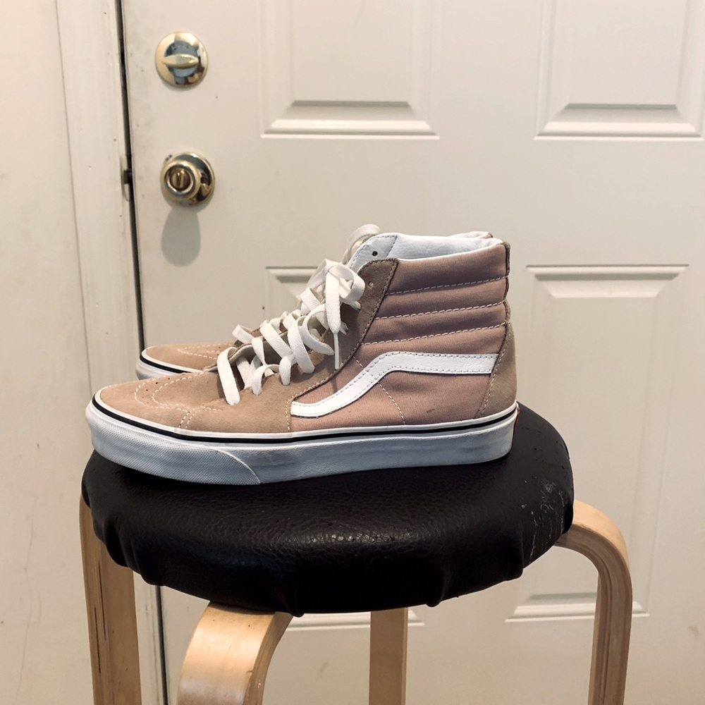 Woman’s vans sneaker size